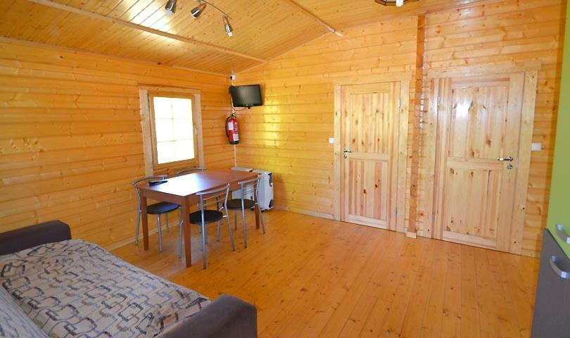 Cabanas Lago De Sanabria Vigo de Sanabria Bagian luar foto